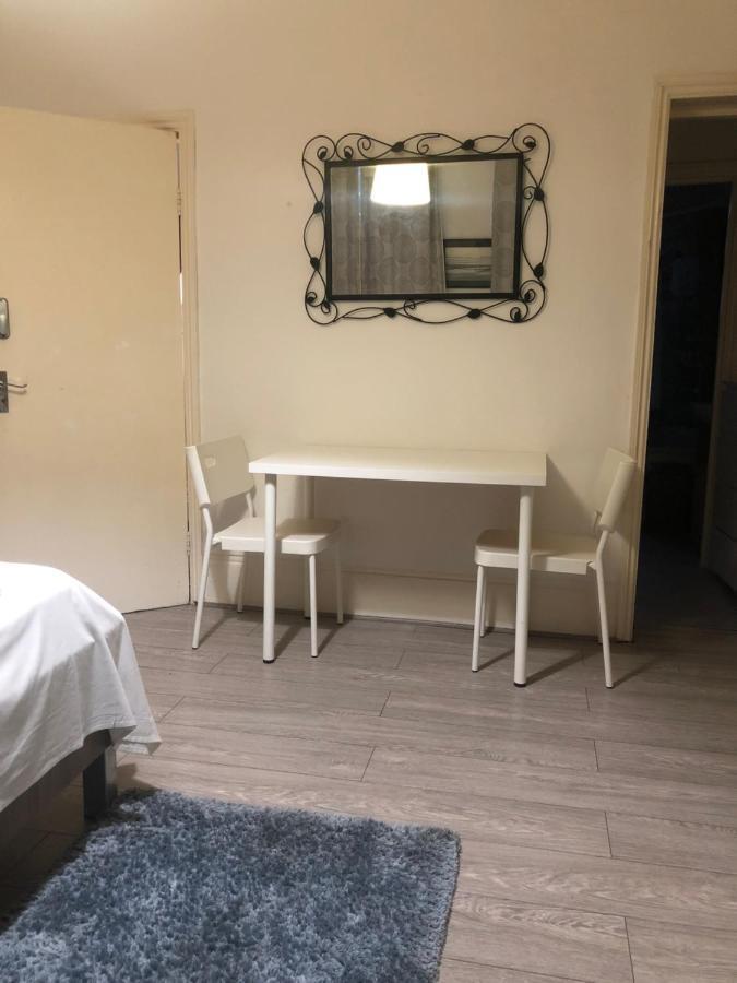 Oyo 94 Bricklane Studio Flats Hotel London Ngoại thất bức ảnh