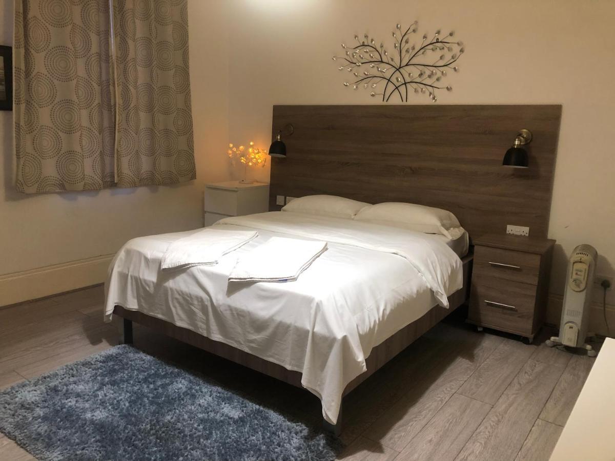 Oyo 94 Bricklane Studio Flats Hotel London Ngoại thất bức ảnh