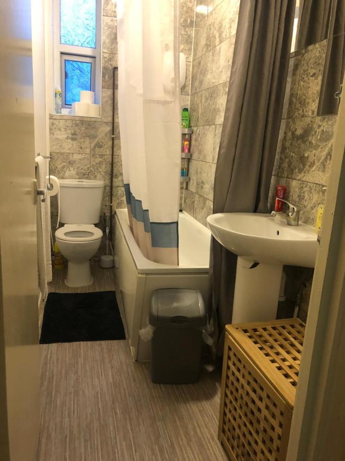 Oyo 94 Bricklane Studio Flats Hotel London Ngoại thất bức ảnh