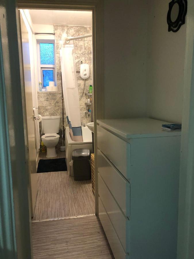 Oyo 94 Bricklane Studio Flats Hotel London Ngoại thất bức ảnh
